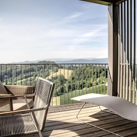 Winzarei Ciringa Stampfer לינה וארוחת בוקר