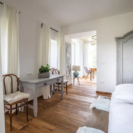 לינה וארוחת בוקר Winzarei Ciringa Stampfer Svecina