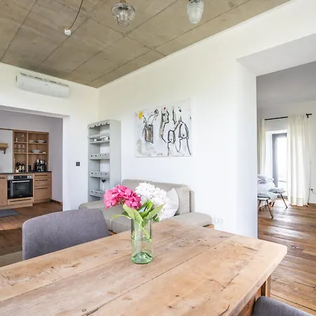 Winzarei Ciringa Stampfer Bed & Breakfast Svecina