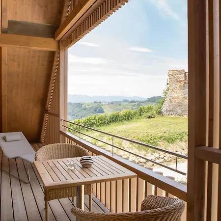 Winzarei Ciringa Stampfer לינה וארוחת בוקר 4*