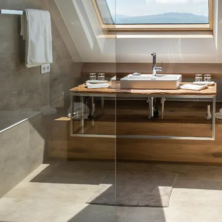 Winzarei Ciringa Stampfer Bed & Breakfast 4*