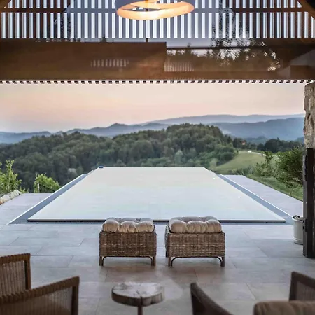 Winzarei Ciringa Stampfer לינה וארוחת בוקר