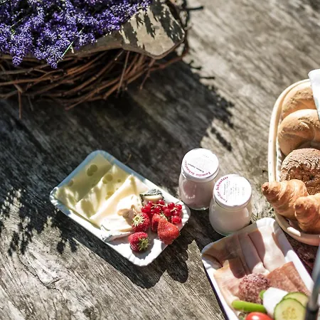 Winzarei Ciringa Stampfer