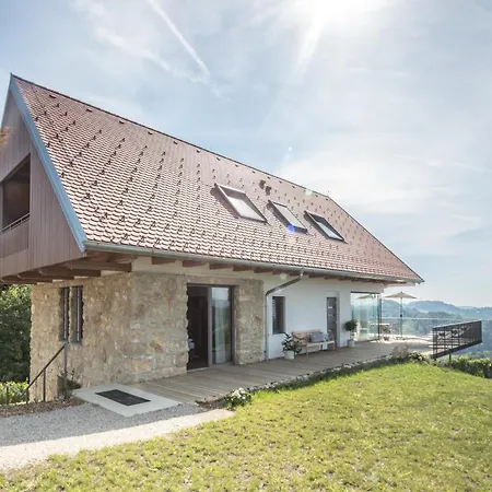 Winzarei Ciringa Stampfer Bed & Breakfast 4*