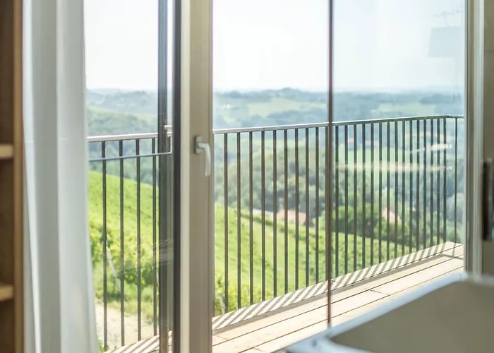 Winzarei Ciringa Stampfer Bed & Breakfast 4*